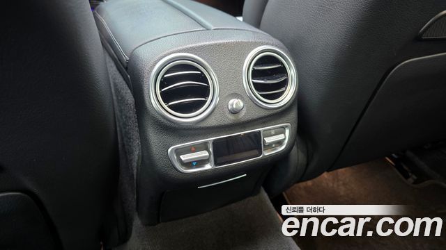 Mercedes-Benz E-Class E300e 4MATIC Exclusive