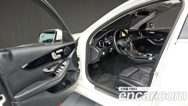 Mercedes-Benz C-Class C200