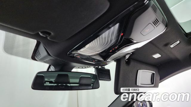 BMW 5-Series 530i M Sport Package Plus
