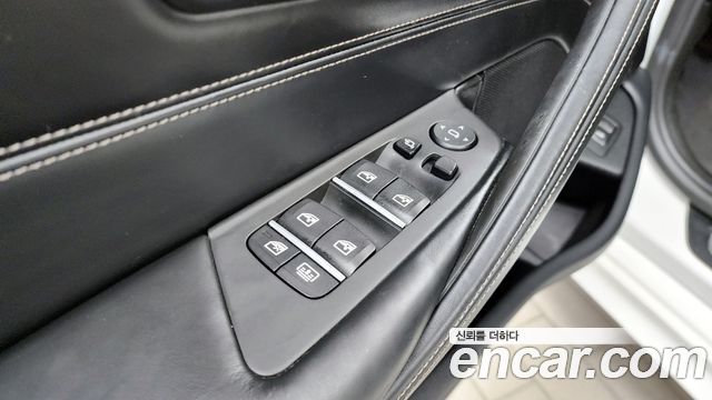 BMW 5-Series 530i M Sport Package Plus
