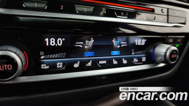 BMW 5-Series 530i M Sport Package Plus