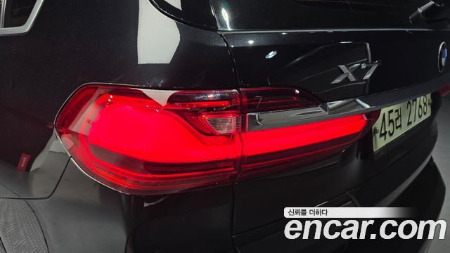 BMW X7 xDrive 30d Design Pure Excellent 6-Seater