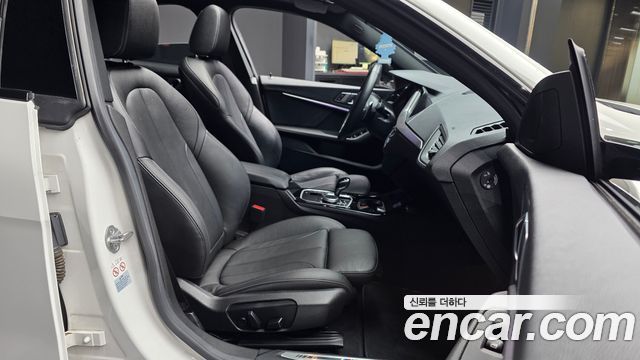 BMW 2-Series 220i M Sports