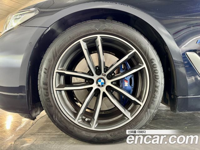 BMW 5-Series 520i M Sport