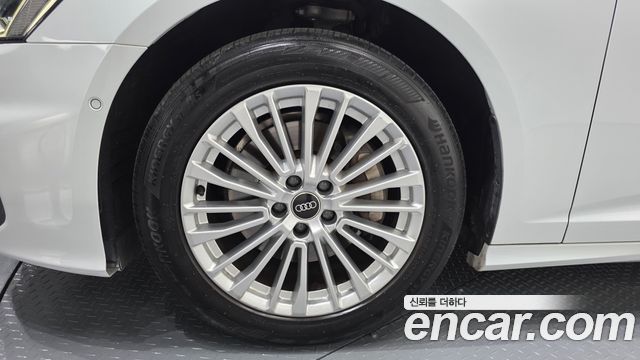 Audi A6 45 TFSI Premium