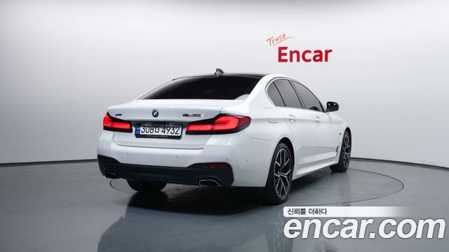 BMW 5-Series 530e M Sport