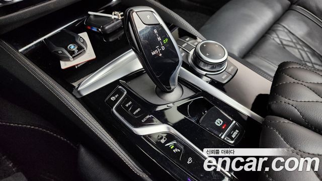 BMW 5-Series 530e M Sport