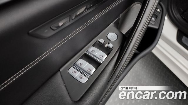 BMW 5-Series 530e M Sport