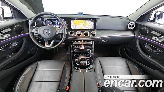 Mercedes-Benz E-Class E200 Avantgarde
