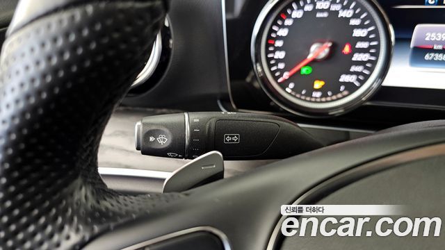 Mercedes-Benz E-Class E200 Avantgarde
