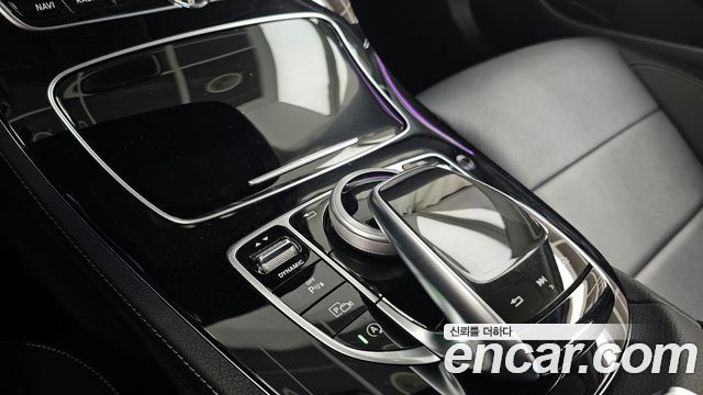 Mercedes-Benz E-Class E200 Avantgarde