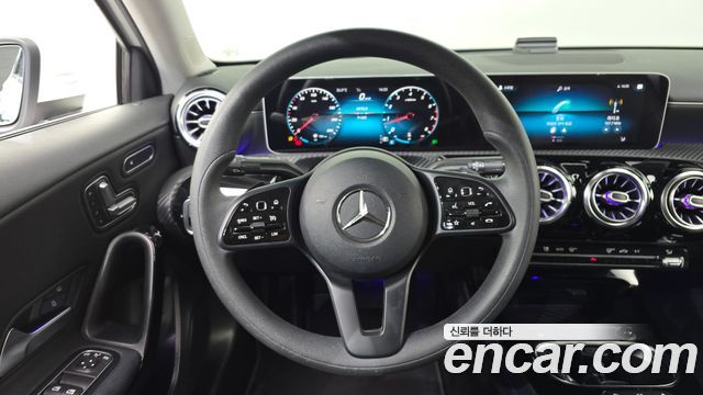 Mercedes-Benz A-Class A250 4MATIC Sedan
