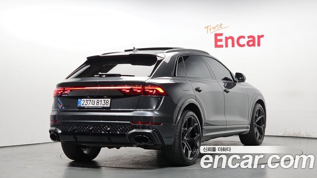 Audi RSQ8 4.0 TFSI Quattro Performance