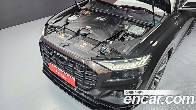 Audi Q8 55 TFSI Quattro Premium