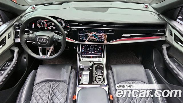 Audi Q8 55 TFSI Quattro Premium