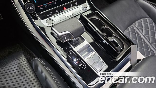 Audi Q8 55 TFSI Quattro Premium