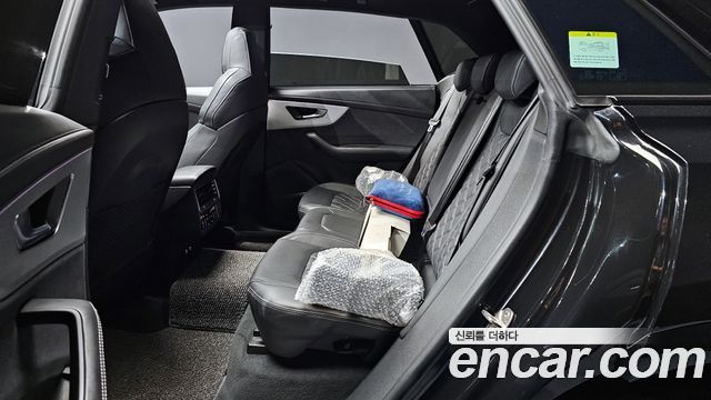 Audi Q8 55 TFSI Quattro Premium