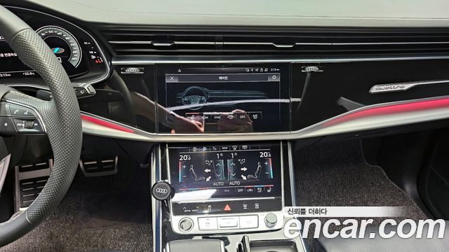 Audi Q8 55 TFSI Quattro Premium