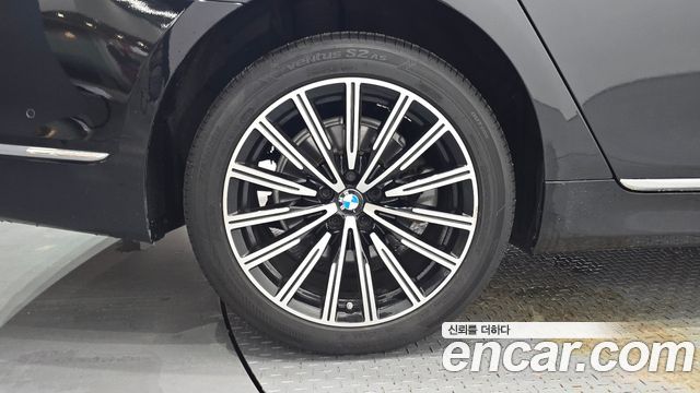 BMW 7-Series 730d xDrive