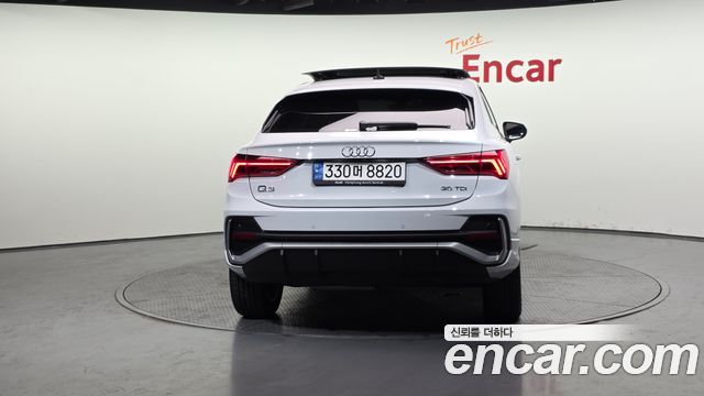 Audi Q3 35 TDI Premium Sportback