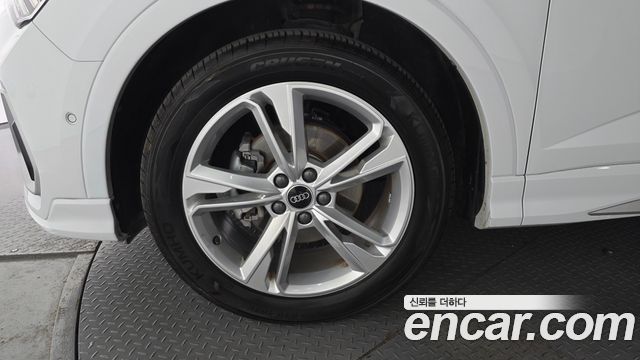 Audi Q3 35 TDI Premium Sportback