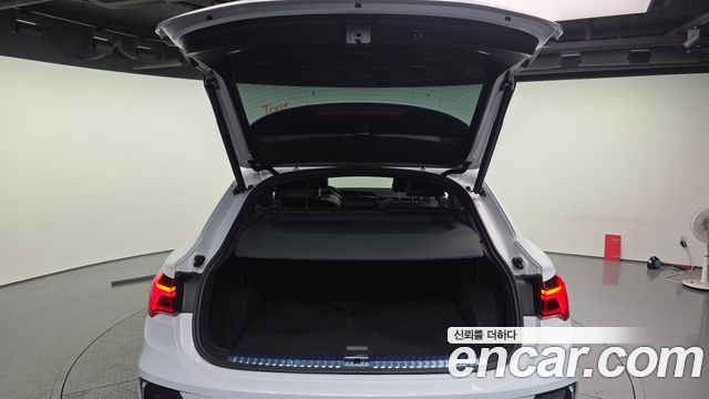 Audi Q3 35 TDI Premium Sportback