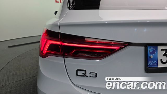 Audi Q3 35 TDI Premium Sportback