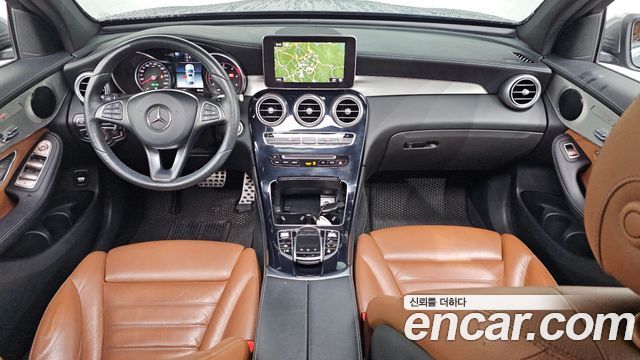 Mercedes-Benz GLC-Class GLC220 d 4MATIC Premium Coupe