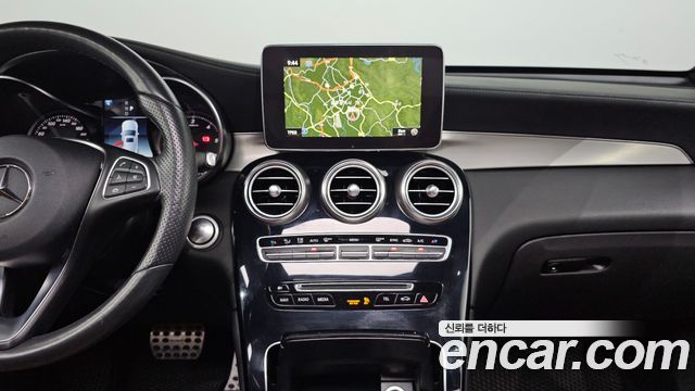 Mercedes-Benz GLC-Class GLC220 d 4MATIC Premium Coupe