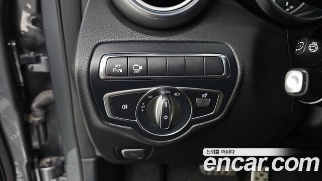 Mercedes-Benz GLC-Class GLC220 d 4MATIC Premium Coupe