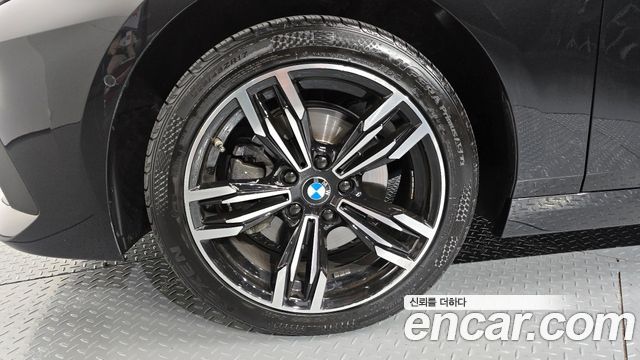 BMW 2-Series 218d Advantage
