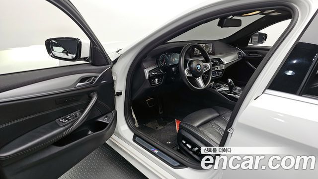 BMW 5-Series 520d M Sport Package Plus