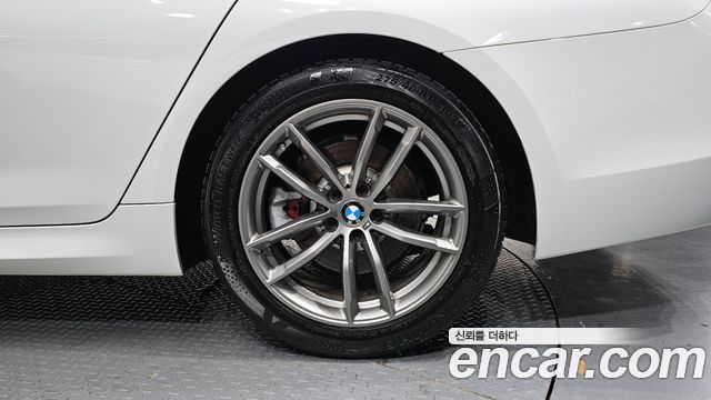 BMW 5-Series 520d M Sport Package Plus