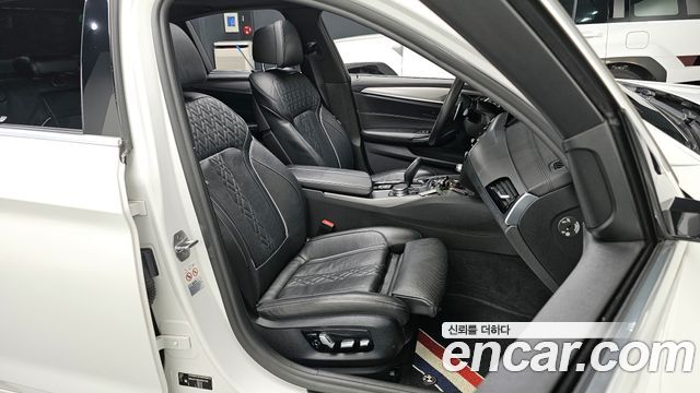 BMW 5-Series 520d M Sport Package Plus