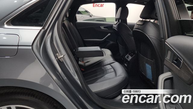 Audi A4 40 TFSI Premium