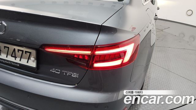 Audi A4 40 TFSI Premium