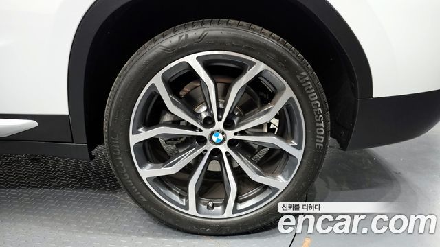 BMW X4 xDrive20i xLine