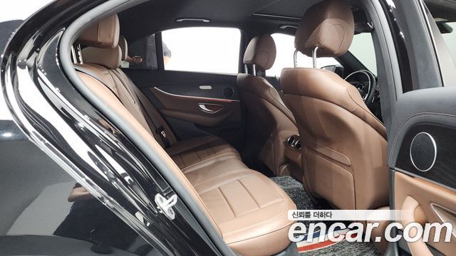 Mercedes-Benz E-Class E250 AMG Line