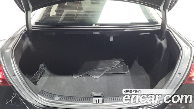 Mercedes-Benz E-Class E250 AMG Line