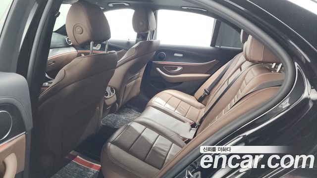 Mercedes-Benz E-Class E250 AMG Line