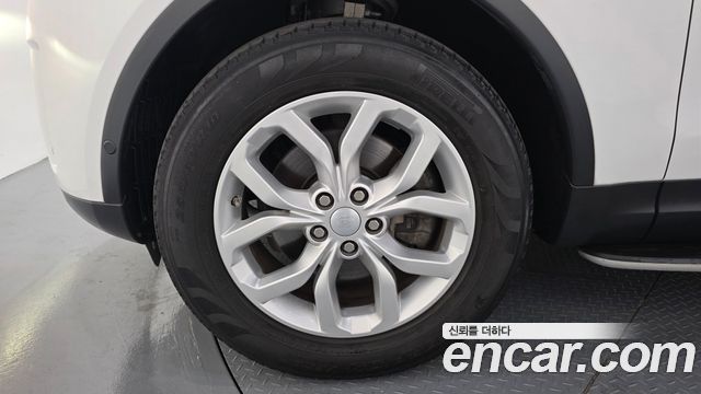 Land Rover Discovery 2.0 SD4 SE