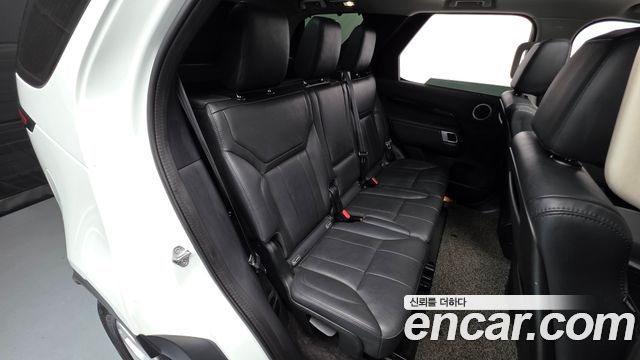 Land Rover Discovery 2.0 SD4 SE