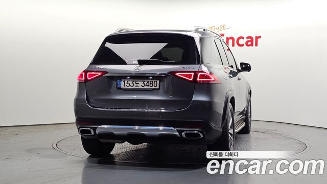 Mercedes-Benz GLE-Class GLE300d 4MATIC