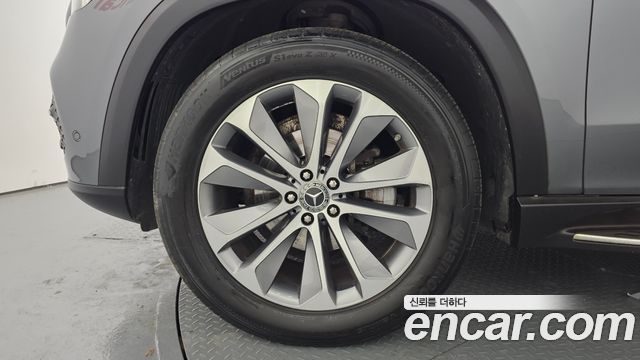 Mercedes-Benz GLE-Class GLE300d 4MATIC