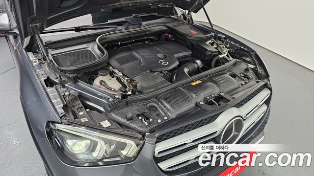 Mercedes-Benz GLE-Class GLE300d 4MATIC
