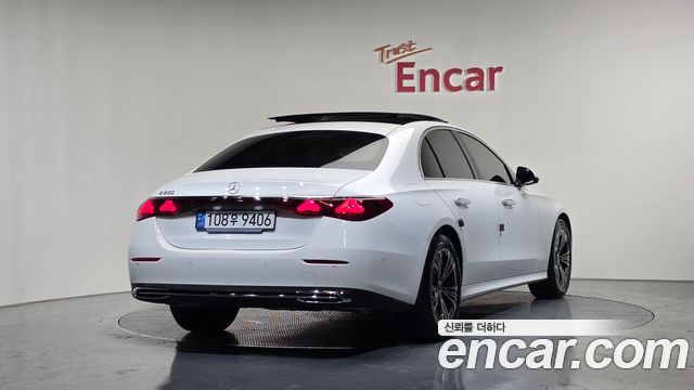 Mercedes-Benz E-Class E200 Avantgarde