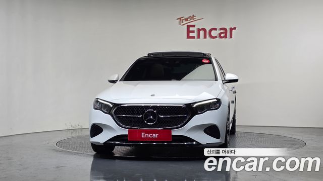 Mercedes-Benz E-Class E200 Avantgarde