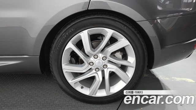 Land Rover Range Rover Sport 3.0 SDV6 HSE Dynamic
