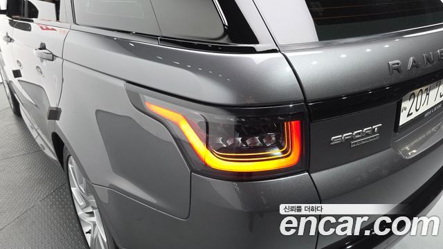Land Rover Range Rover Sport 3.0 SDV6 HSE Dynamic