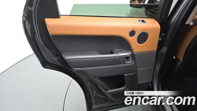 Land Rover Range Rover Sport 3.0 SDV6 HSE Dynamic